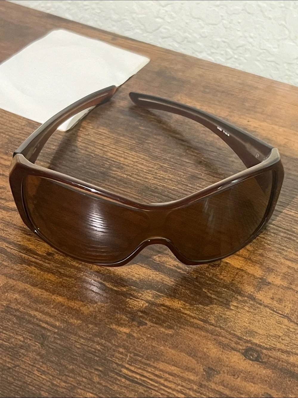 Oakley Wrap Sunglasses in Black